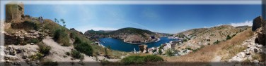 Balaklava - pohled na vjezd do tajnho zvodu na opravu ponorek.